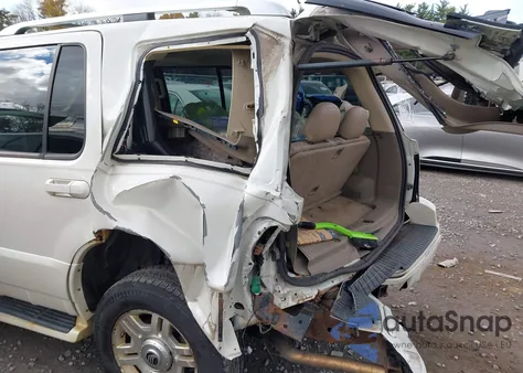 2004 Mercury Mountaineer из США, поврежденный, VIN 4M2DU86W44ZJ12716